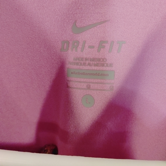 Nike Pink and Purple Fitted Short Sleeve Tee, Size Small - Picture 6 of 6